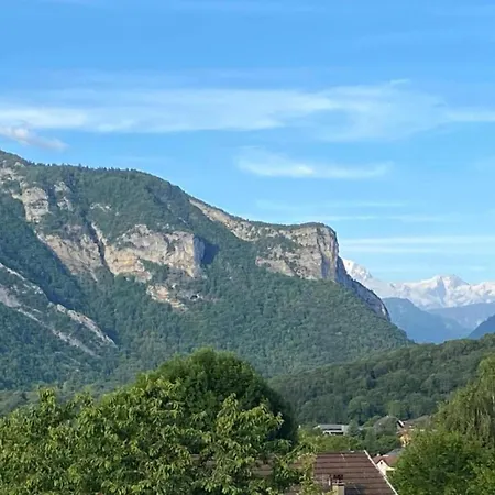 Apartament Near Annecy Giez